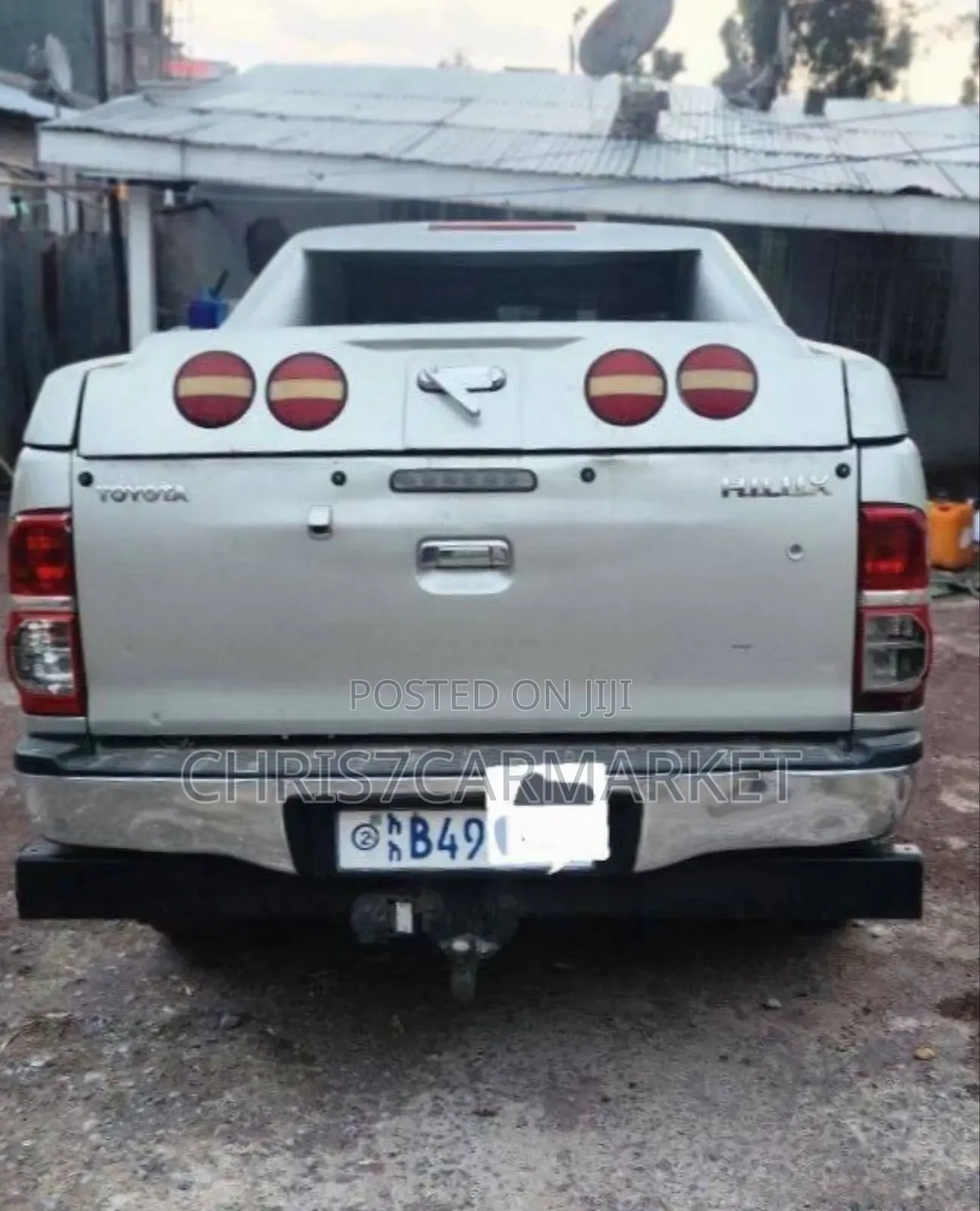 Toyota Hilux SR 4x4 2013 Silver