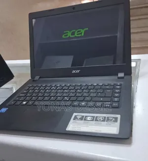 Laptop Acer Aspire 1410 4GB Intel Core 2 Duo SSD 128GB
