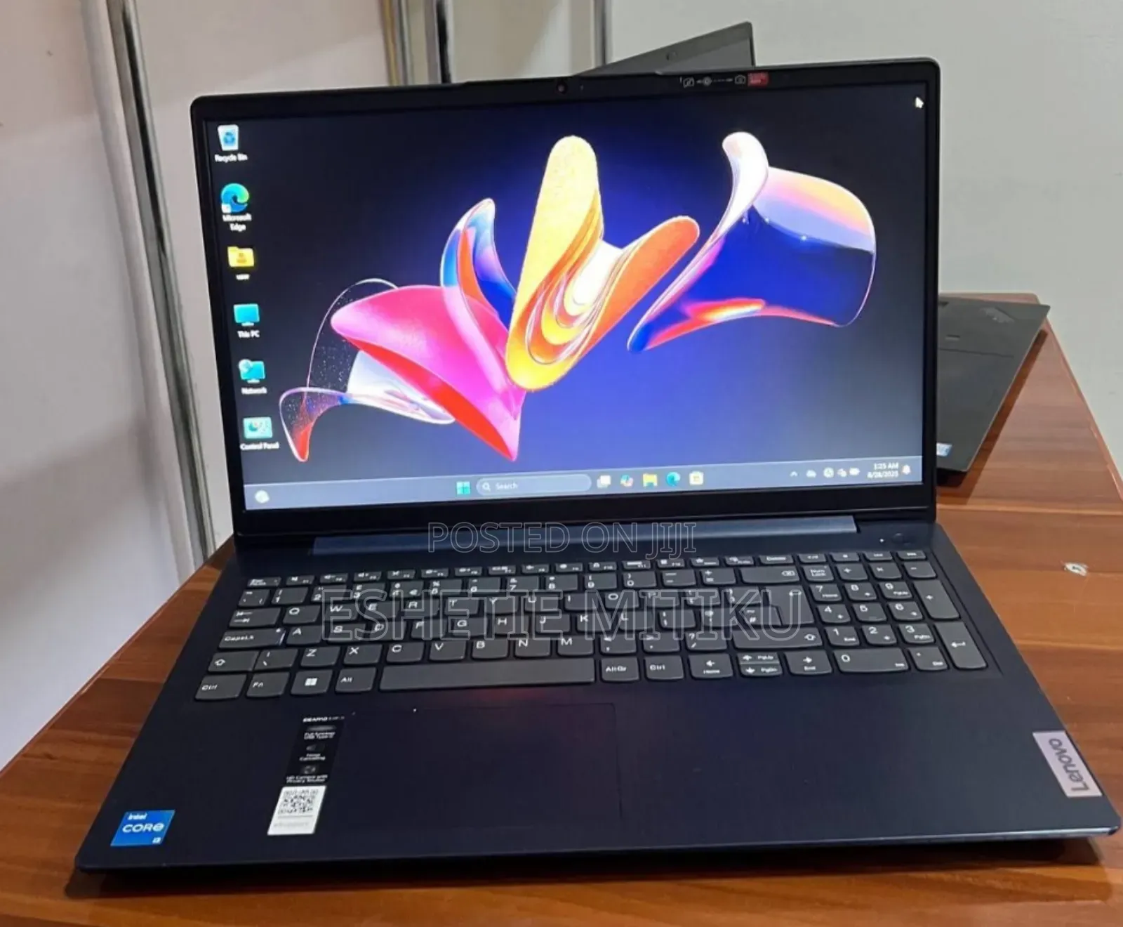 New Laptop Lenovo Ideapad 3 8GB Intel Core I3 SSD 256GB