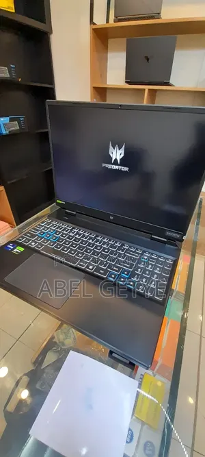 New Laptop Acer Predator Helios 300 16GB Intel Core I9 SSD 1T