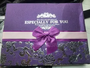 Photo - Luxury Chocolate Gift Box - Perfect for Any Occasion
