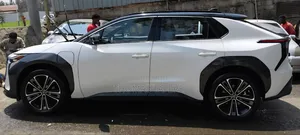 Toyota bZ4X 2024 White