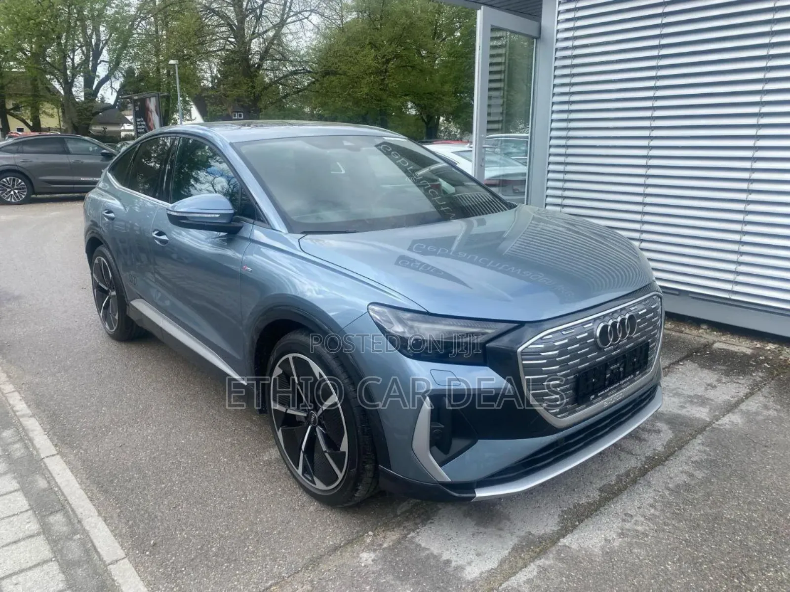 Audi Q4 e-tron 2023 Blue