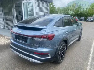 Audi Q4 e-tron 2023 Blue