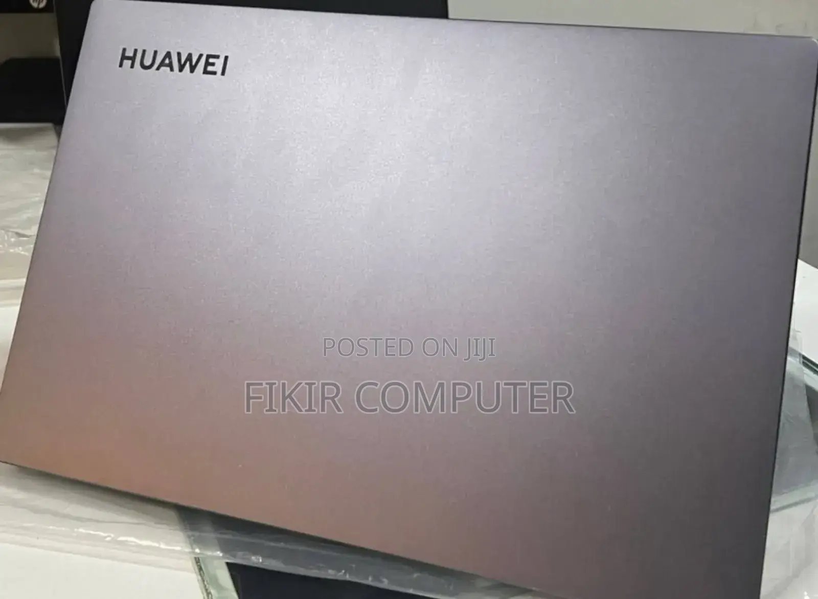 New Laptop Huawei MateBook 13 WRT-W19E 8GB Intel Core I5 SSD 512GB