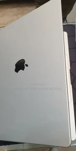 New Laptop Apple MacBook Pro M1 32GB Apple M1 Pro SSD 512GB