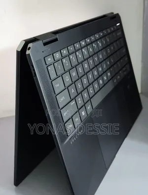 New Laptop HP Spectre 16GB Intel Core Ultra 7 SSD 1T