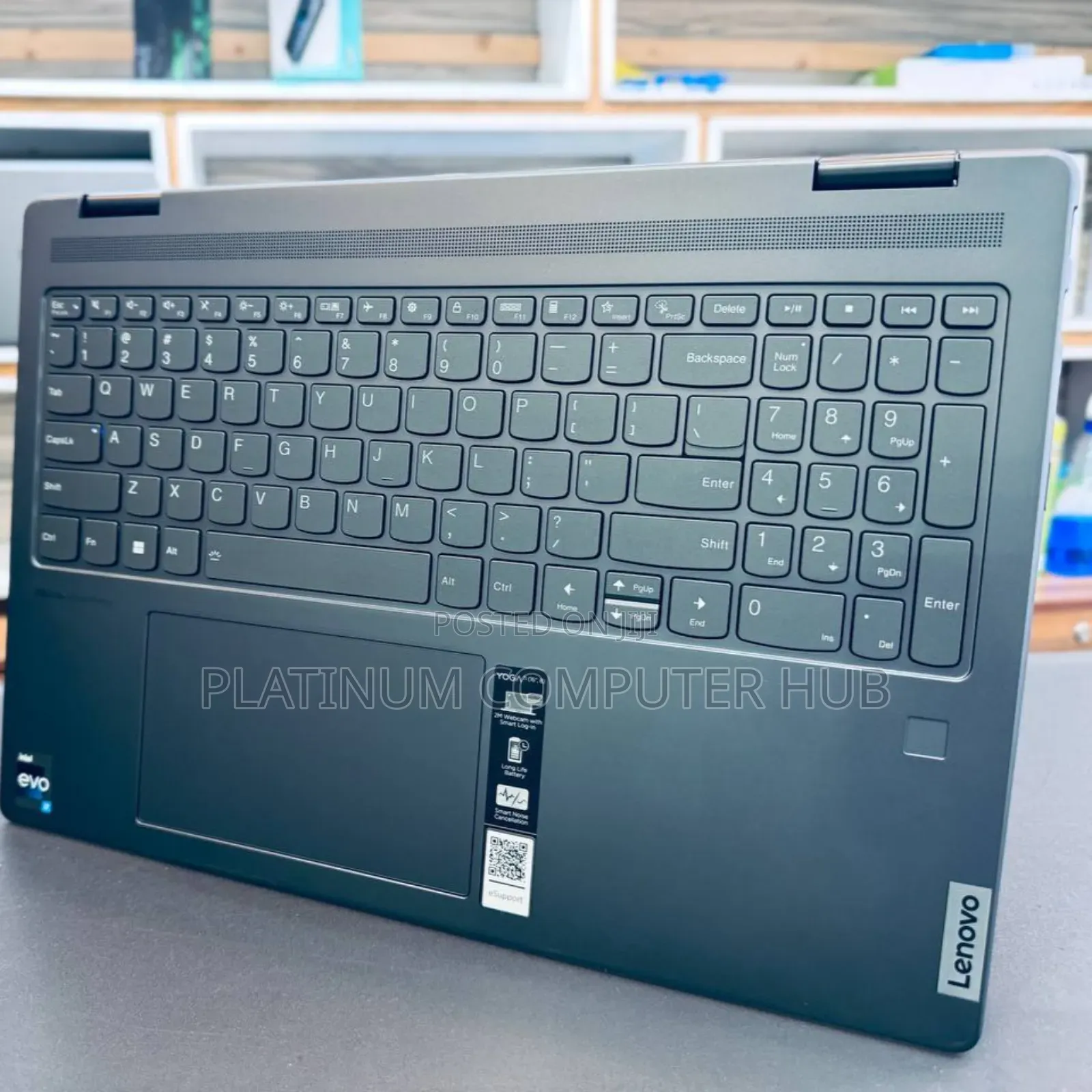 New Laptop Lenovo Yoga 7i 16GB Intel Core I7 SSD 512GB