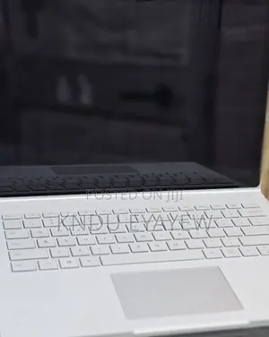 Photo - New Laptop Microsoft Surface 16GB Intel Core I7 SSD 256GB