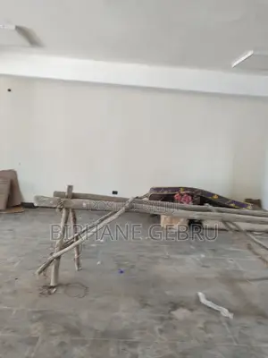 Show Room Rent for Car