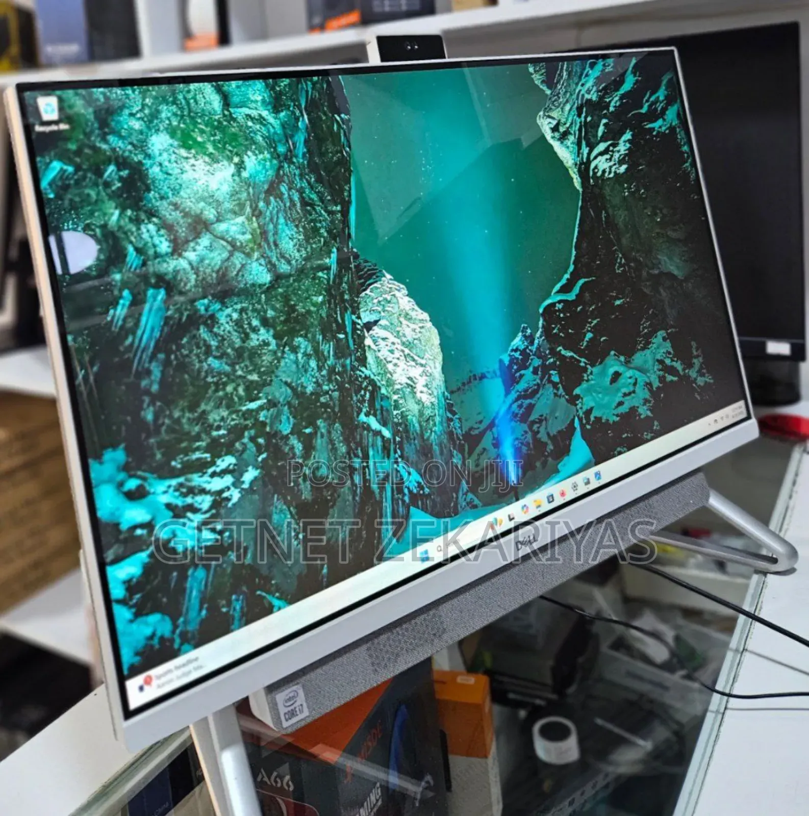 New Dell Inspiron 27 All-in-One 12GB Intel Core I7 SSD 512GB