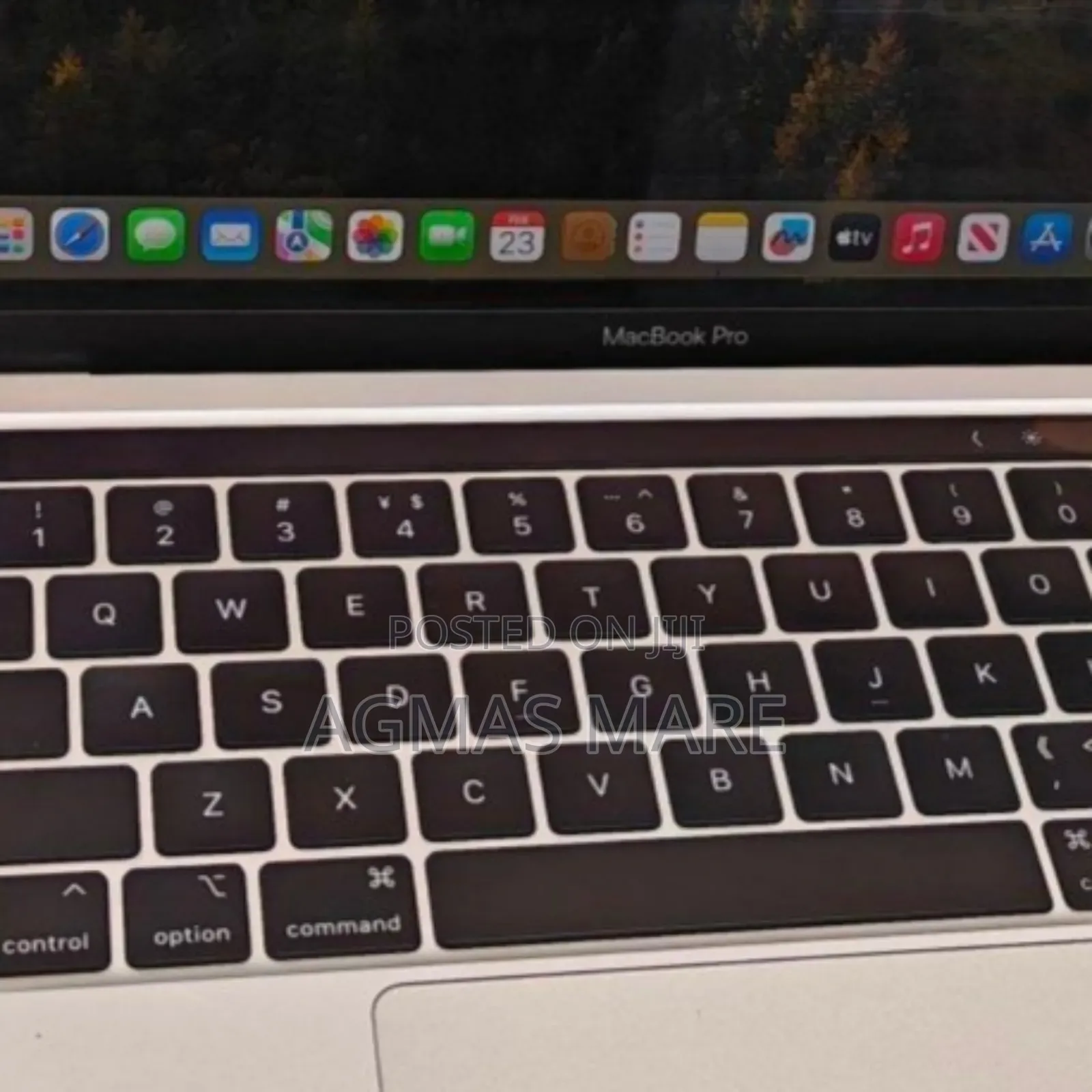 New Laptop Apple MacBook Pro M1 8GB Apple M1 Pro SSD 256GB