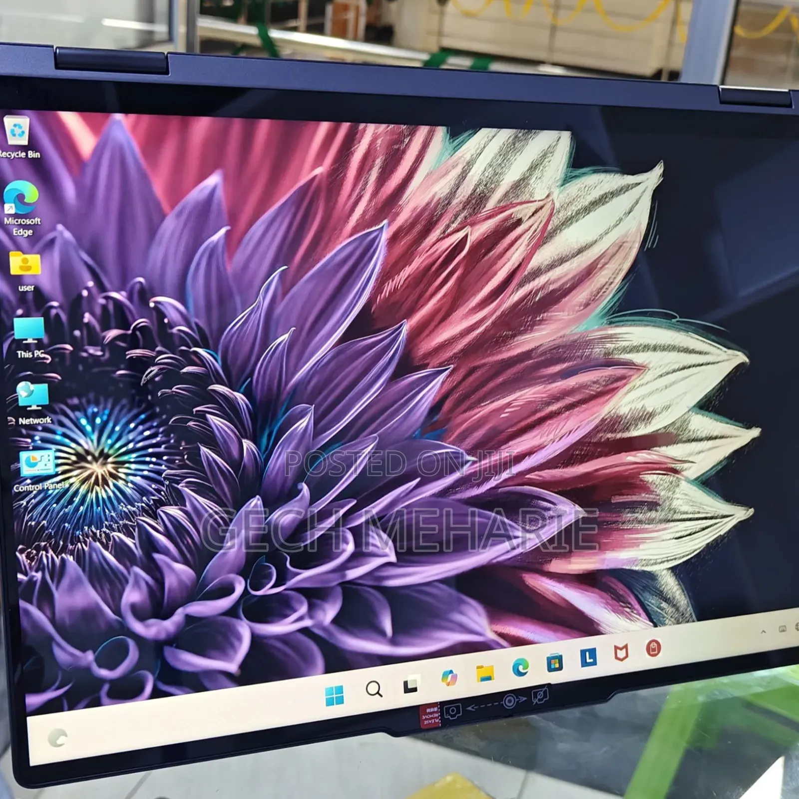 New Laptop Lenovo Yoga 7i 16GB Intel Core Ultra 7 SSD 1T