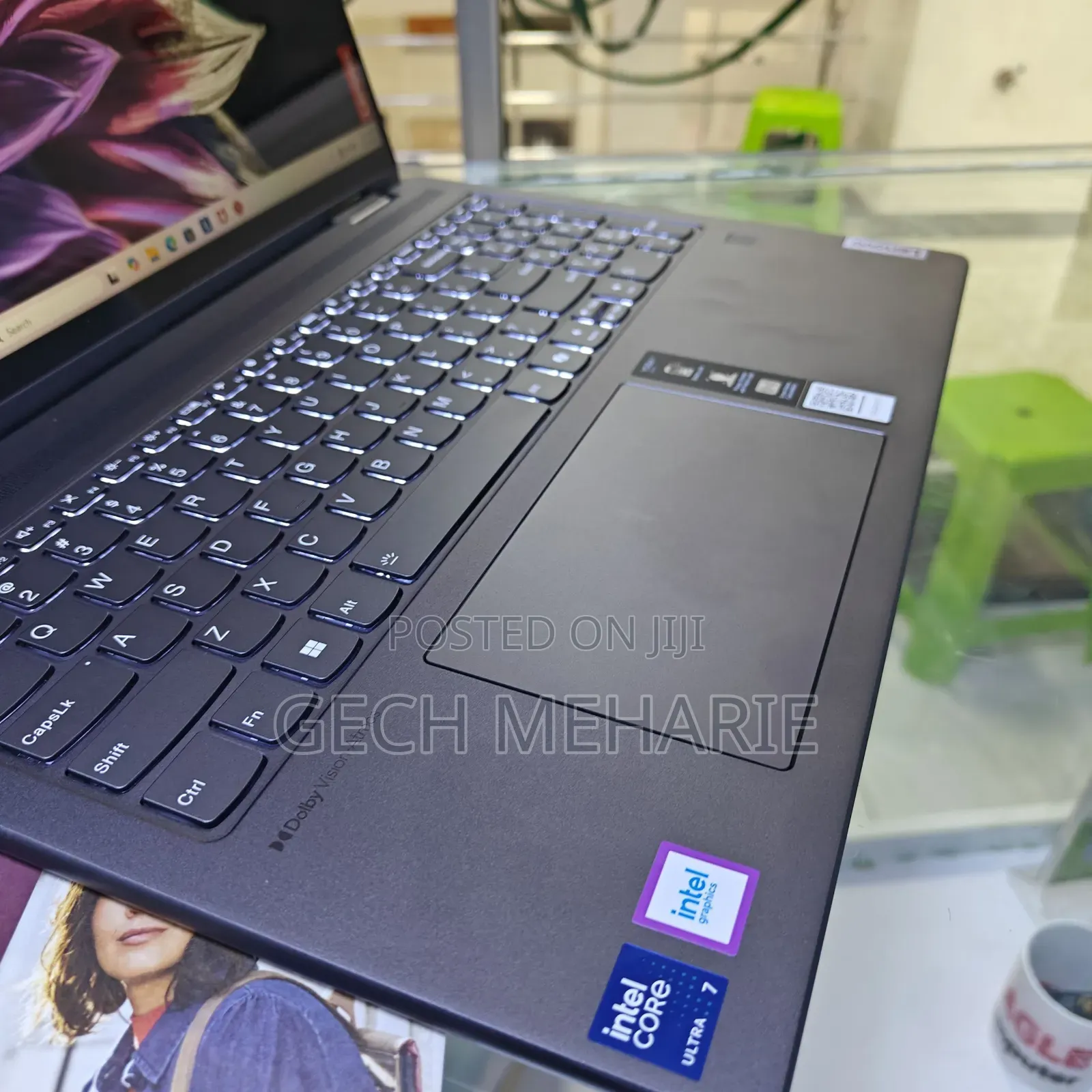 New Laptop Lenovo Yoga 7i 16GB Intel Core Ultra 7 SSD 1T