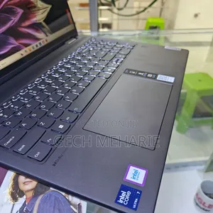 New Laptop Lenovo Yoga 7i 16GB Intel Core Ultra 7 SSD 1T