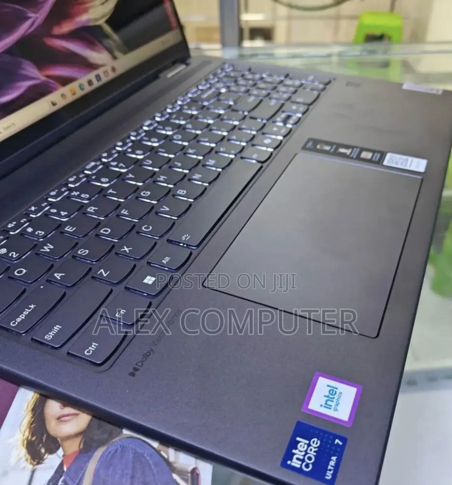 New Laptop Lenovo Yoga 7i 16GB Intel Core Ultra 7 SSD 1T