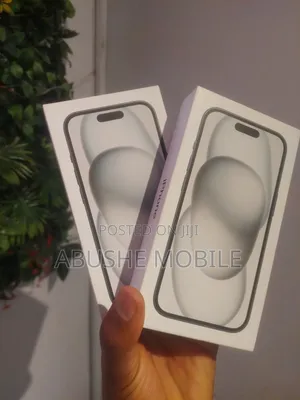 New Apple iPhone 15 128 GB Black