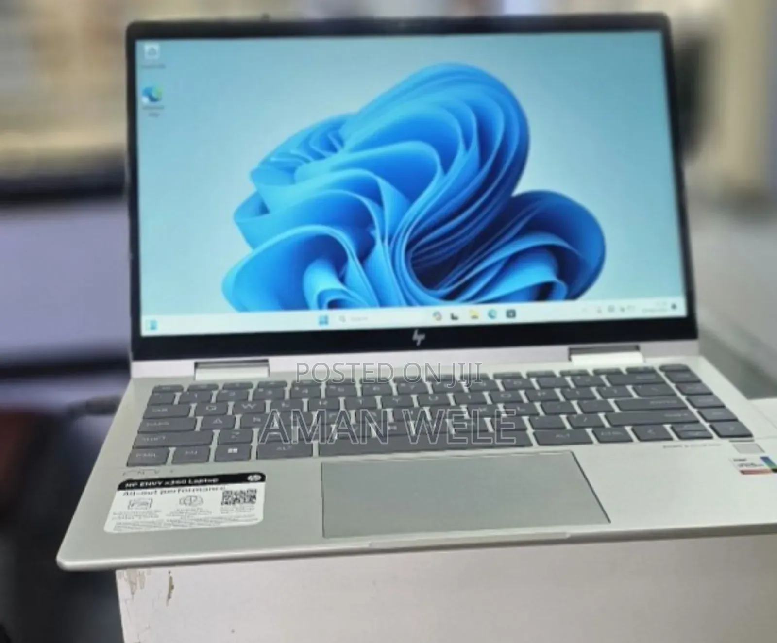 New Laptop HP Envy X360 8GB Intel Core I5 SSD 512GB