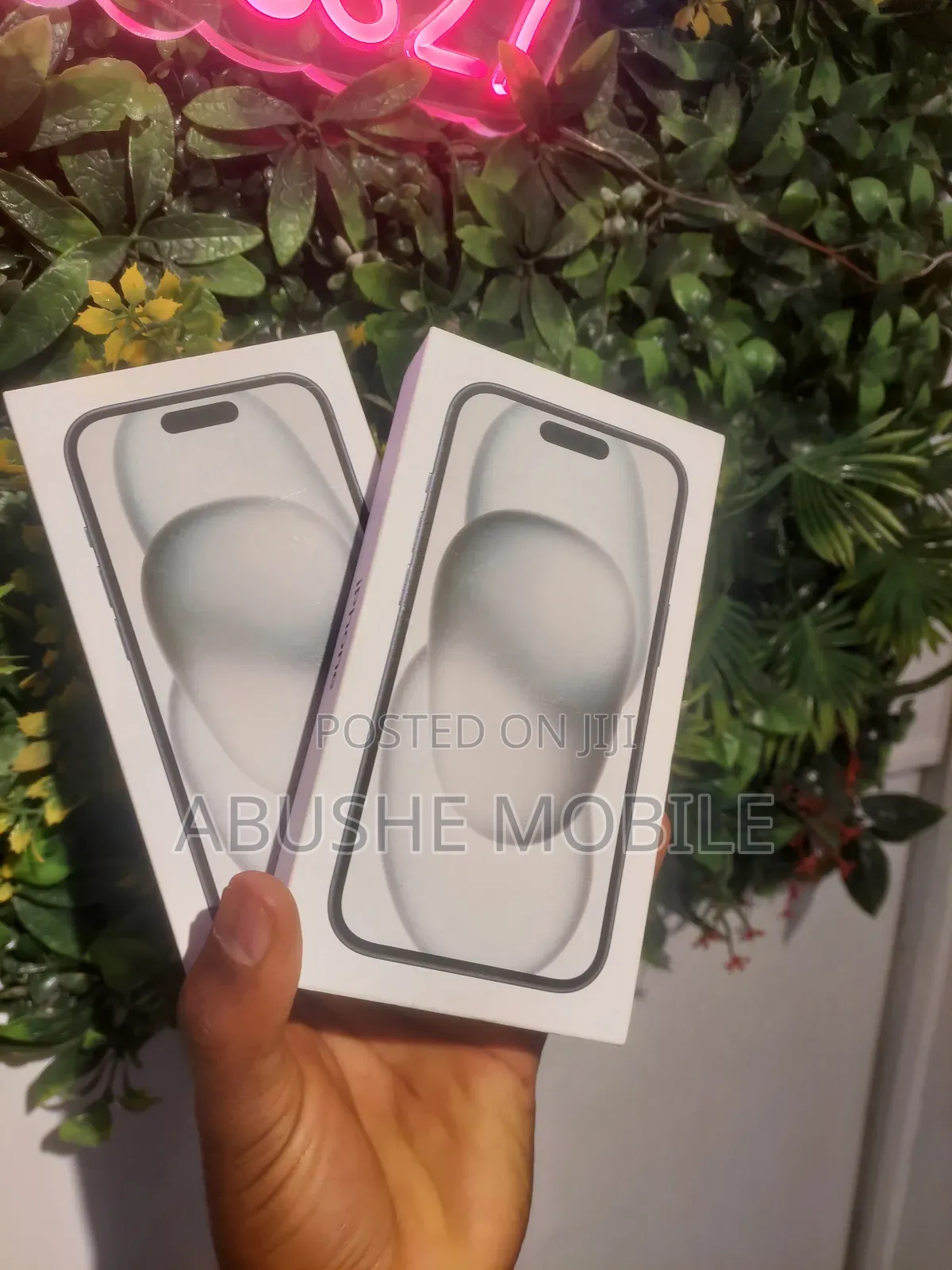 New Apple iPhone 15 128 GB Black