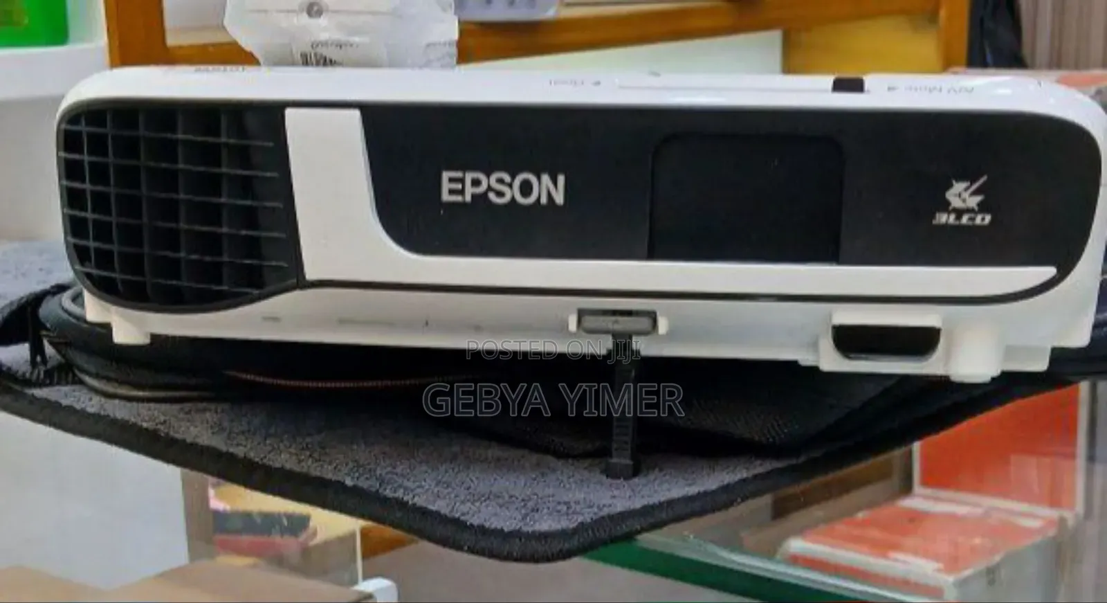 Epson Projector Model: Eb-X51 Has: Bag Remote Model Name: Eb-X51