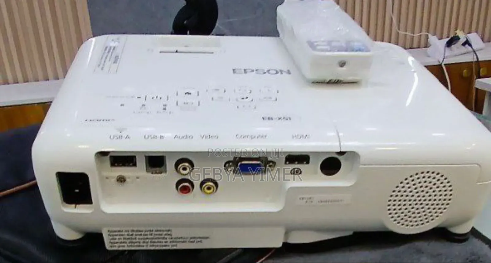 Epson Projector Model: Eb-X51 Has: Bag Remote Model Name: Eb-X51