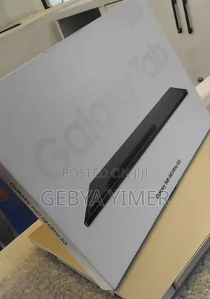 New Samsung Galaxy Tab S8 256 GB Silver