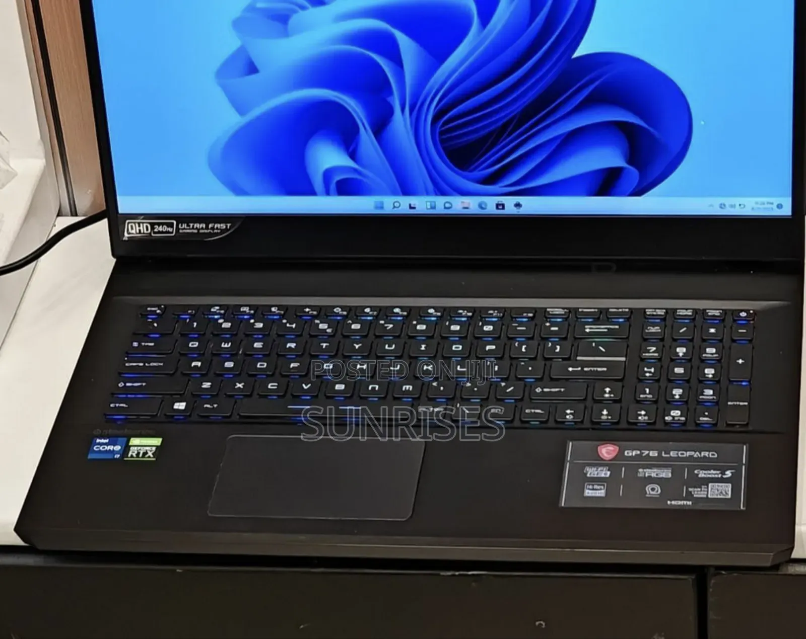 New Laptop MSI GP75 Leopard 16GB Intel Core I7 SSD 1T