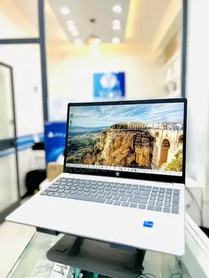New Laptop HP Stream Notebook 16GB Intel Core i7 SSD 512GB