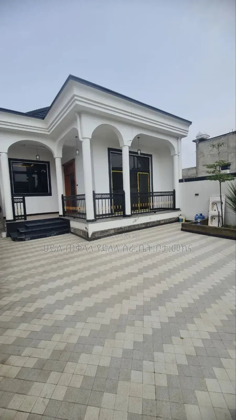 Furnished 3bdrm Villa in Ayat Area, Yeka for sale