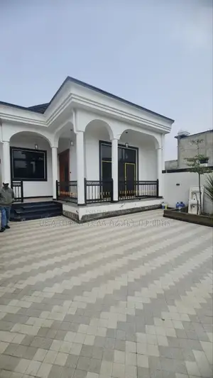 Furnished 3bdrm Villa in Ayat Area, Yeka for sale