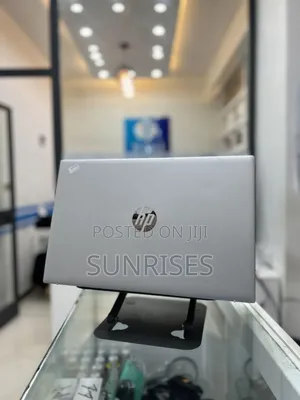 Photo - New Laptop HP Pavilion 15 12GB Intel Core I5 SSD 512GB