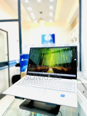 New Laptop HP Pavilion 15 12GB Intel Core I5 SSD 512GB