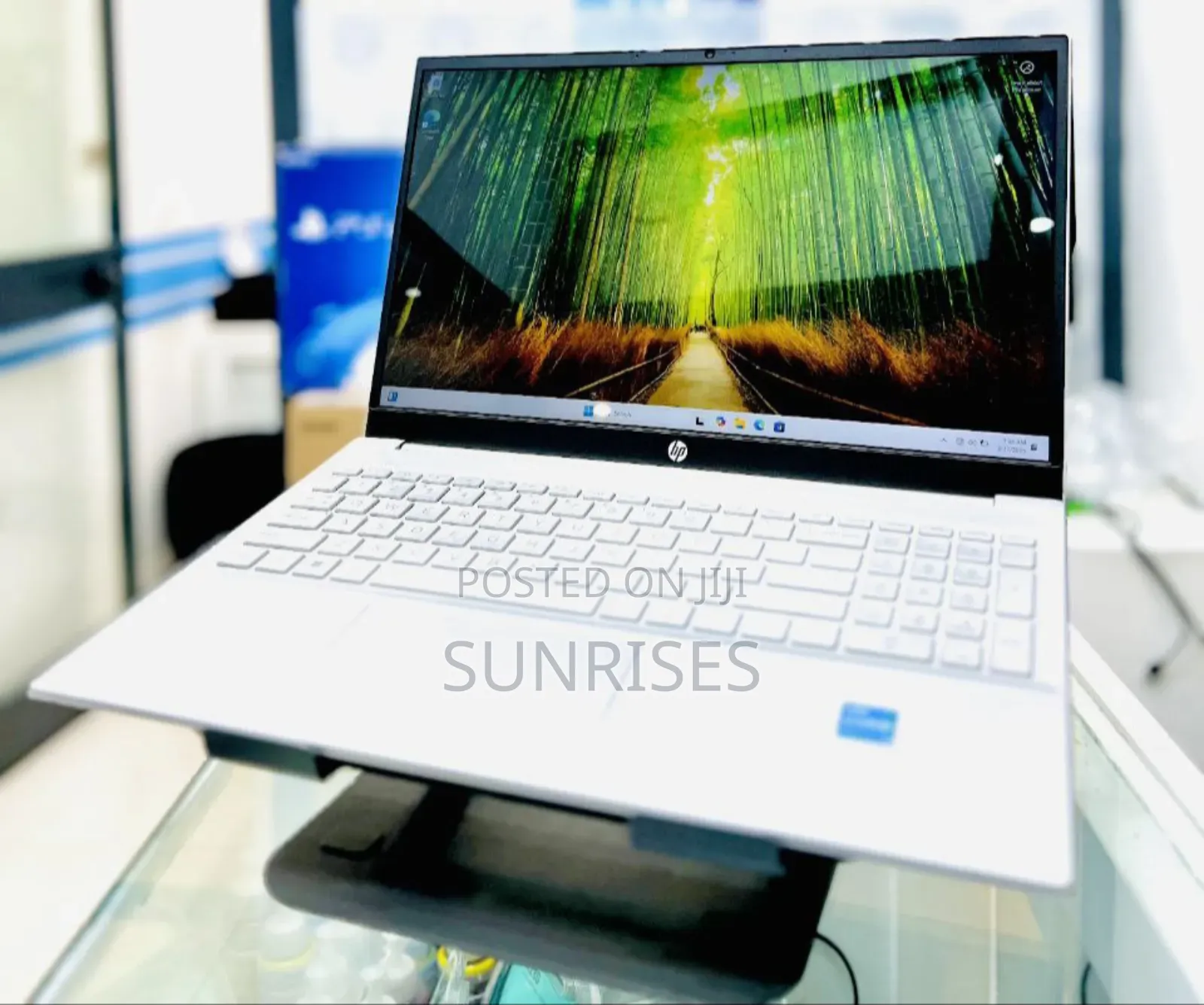 New Laptop HP Pavilion 15 12GB Intel Core I5 SSD 512GB