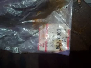 Mitsubishi End Assy, Tie Rod (ቴስቲኒ)