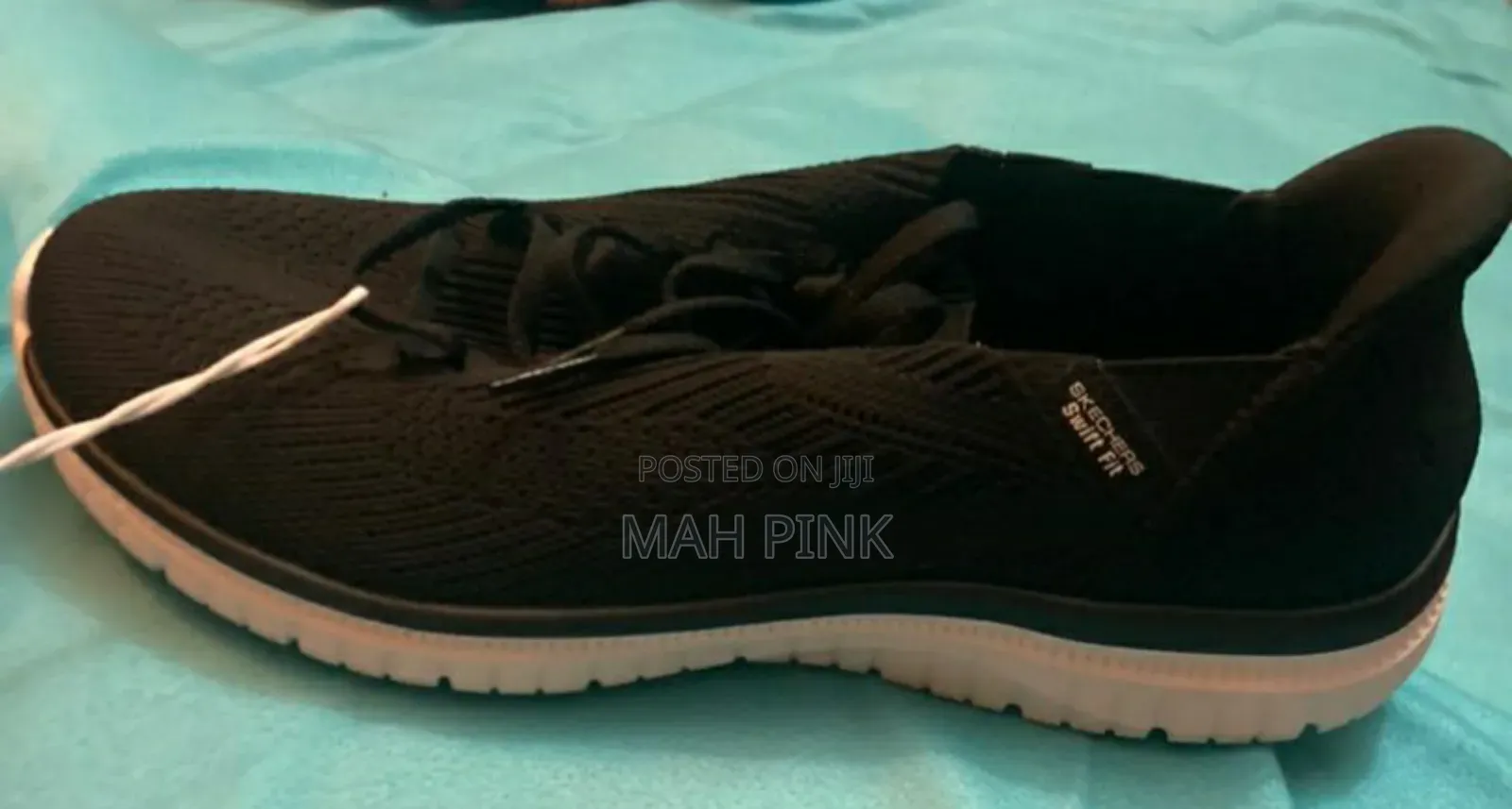 Sketchers Shoe Black Color Comfy
