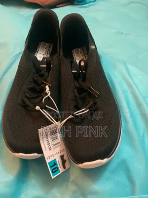 Sketchers Shoe Black Color Comfy