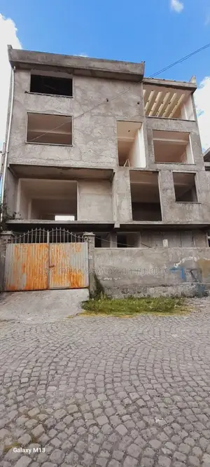 6bdrm House in Ayat Area Inside, Yeka for sale