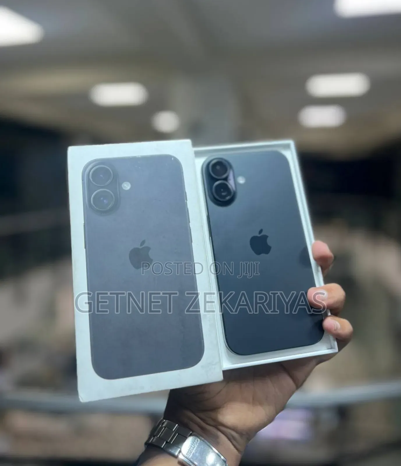 New Apple iPhone 16 128 GB Black