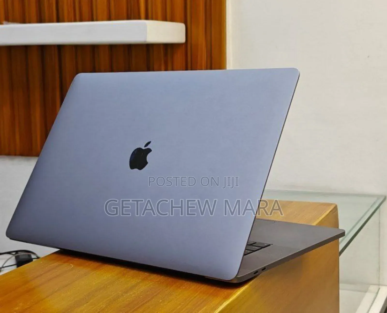 New Laptop Apple MacBook Pro 2019 32GB Intel Core I9 SSD 1T