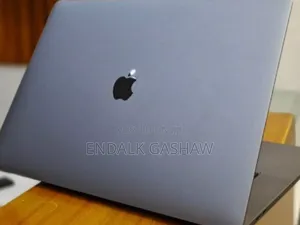 New Laptop Apple MacBook Pro 2019 32GB Intel Core I9 SSD 512GB