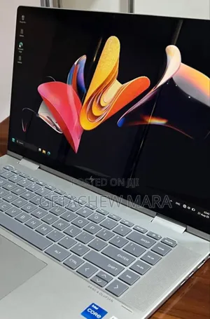 New Laptop HP Envy X360 8GB Intel Core I5 SSD 512GB