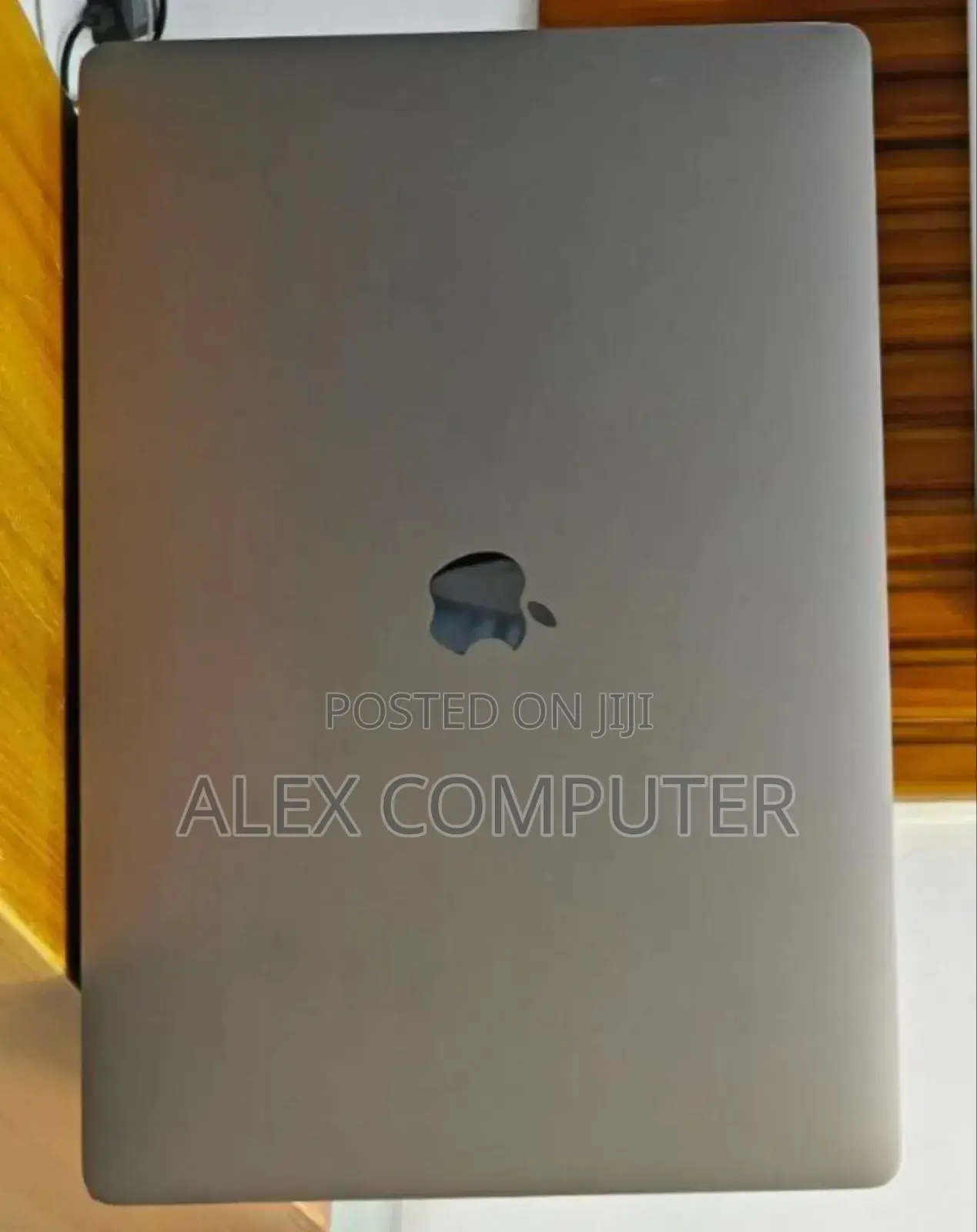 New Laptop Apple MacBook Pro 2019 32GB Intel Core I9 SSD 1T