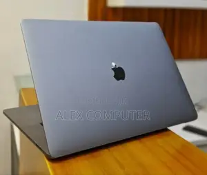 New Laptop Apple MacBook Pro 2019 32GB Intel Core I9 SSD 1T