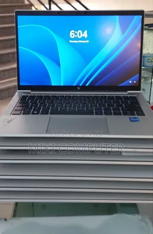 New Laptop HP EliteBook 830 G8 16GB Intel Core i7 SSD 512GB