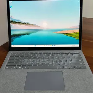 New Laptop Microsoft Surface 16GB Intel Core I7 SSD 512GB