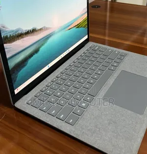 New Laptop Microsoft Surface 16GB Intel Core I7 SSD 512GB