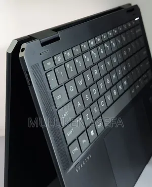 New Laptop HP Spectra 13 16GB Intel Core Ultra 7 SSD 1T