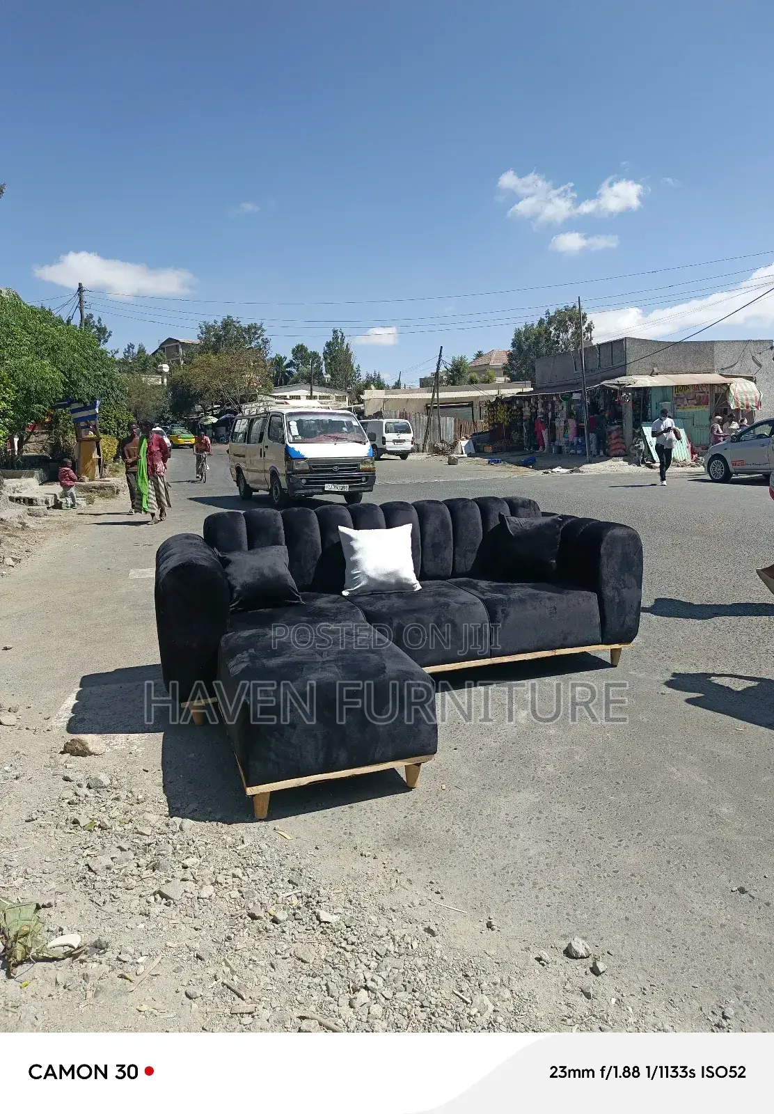 Black Divan Pro Sofa1