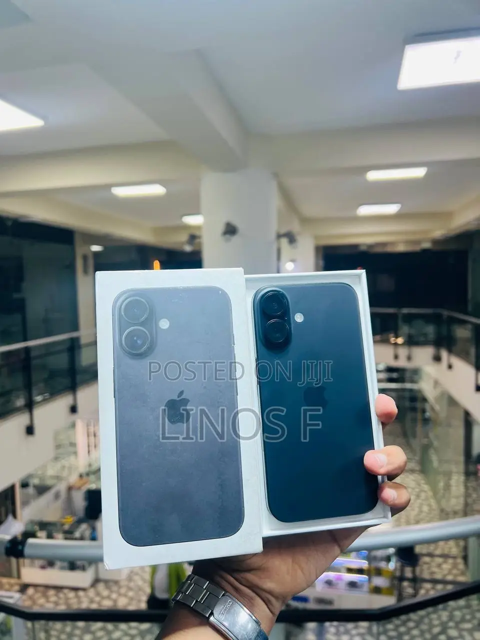 New Apple iPhone 16 128 GB Black