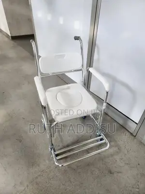 White Commode Wheelchair專門toilet Wheelchair發表commode Wheelchair New